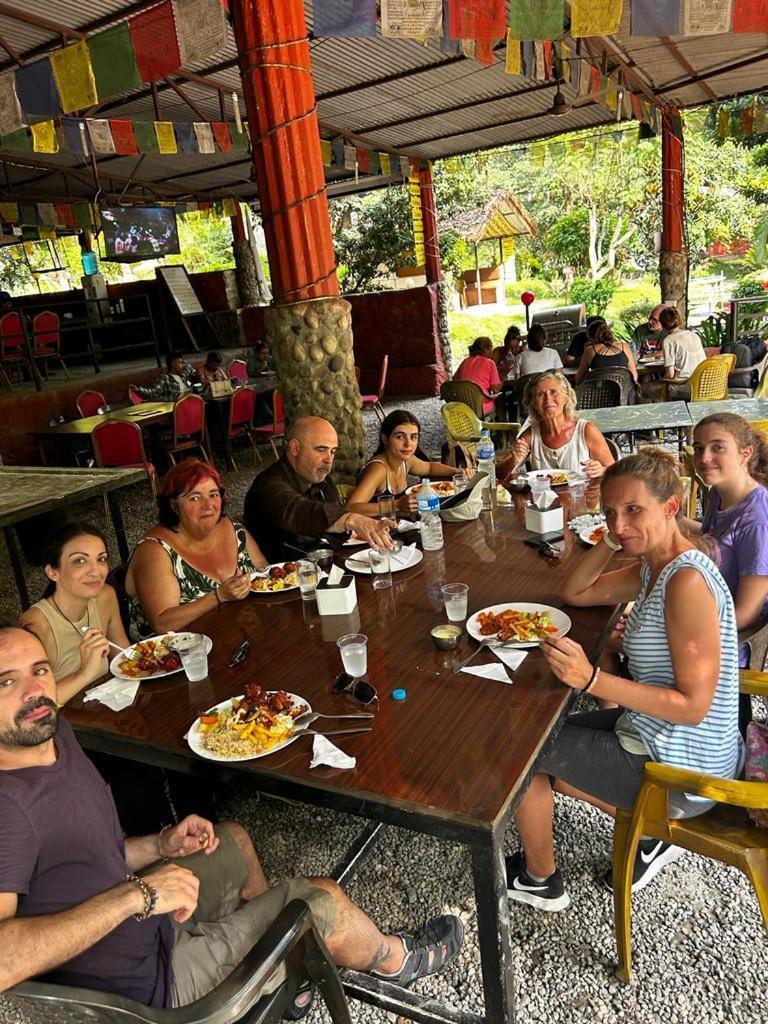 Gorkhā River Fun Beach Resort מראה חיצוני תמונה